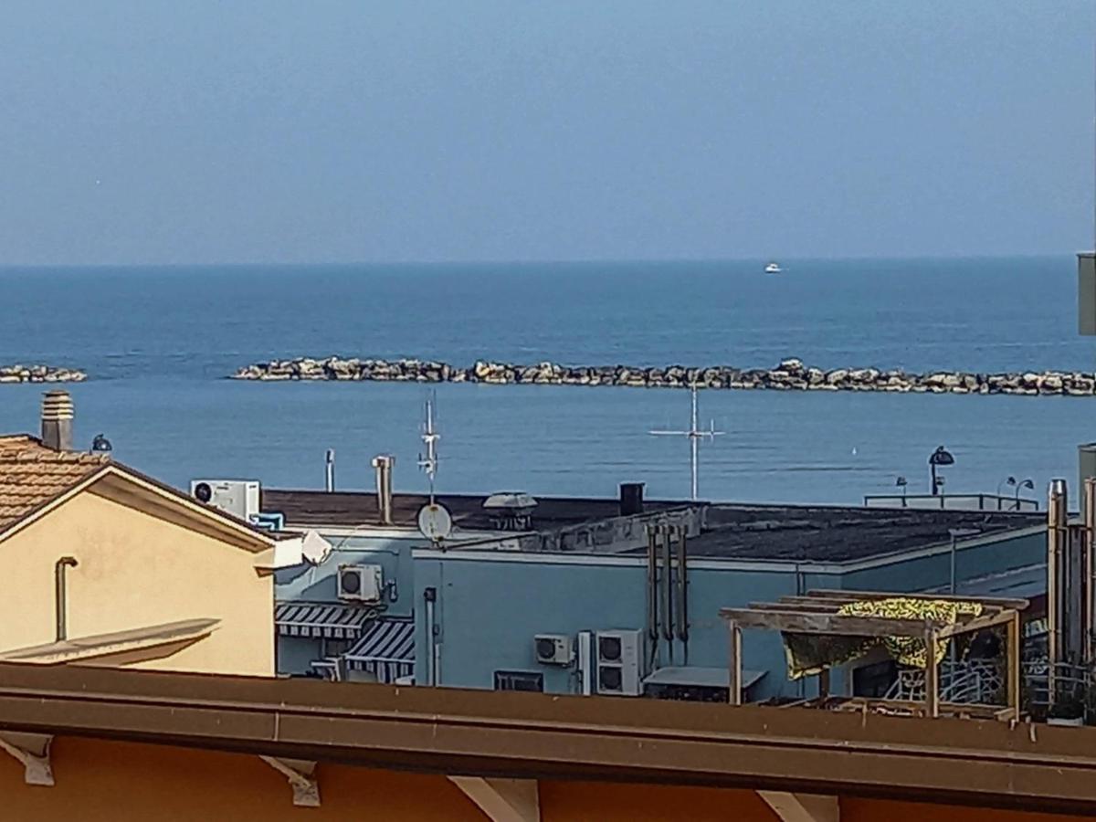 Petlyapartments Bellaria-Igea Marina Exteriör bild