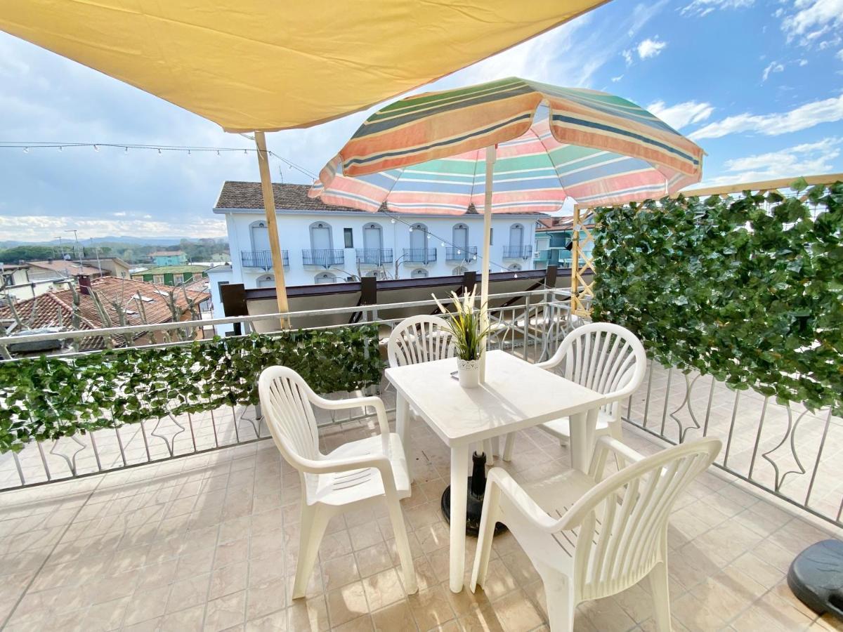 Petlyapartments Bellaria-Igea Marina Exteriör bild